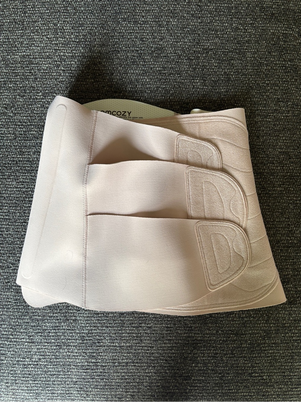 NWOT Momcozy Ergowrap Postpartum Belly Band (Medium)